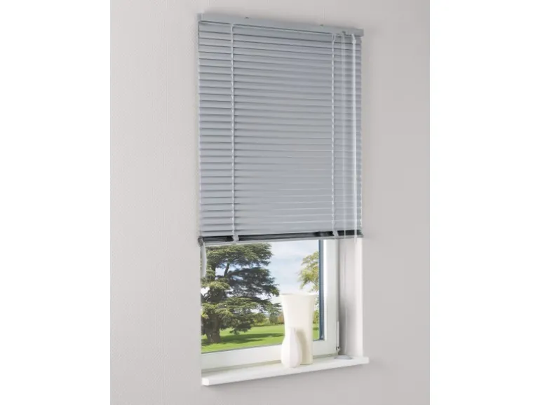 Aluminium Jalousie Burgos 70 cm x 160 cm Silber