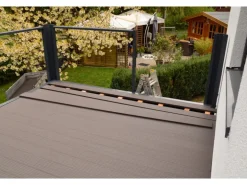 Designbalkon Standard 288x236x290cm BPC-Boden in Anthrazit mit Lamellengeländer